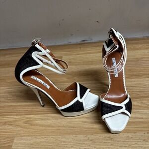 oscar de la renta Black And White Zippered  Peep Toe Heels 37.5 US Sz 7